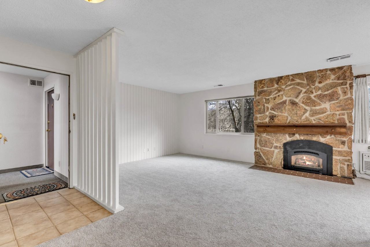 3345 Chisholm Trl - Photo 2 of 8