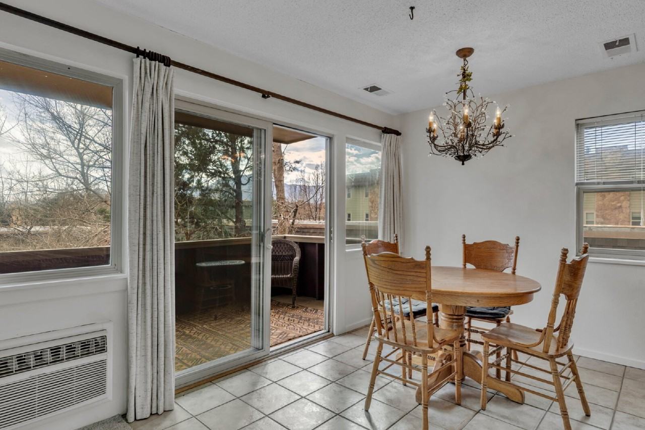 3345 Chisholm Trl - Photo 4 of 8