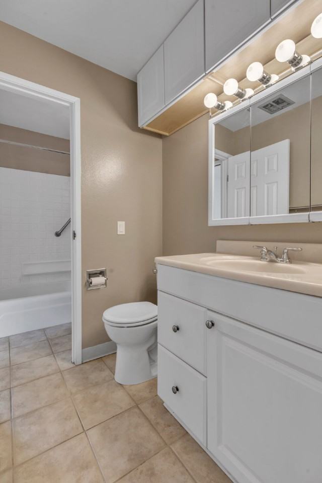 3345 Chisholm Trl - Photo 7 of 8
