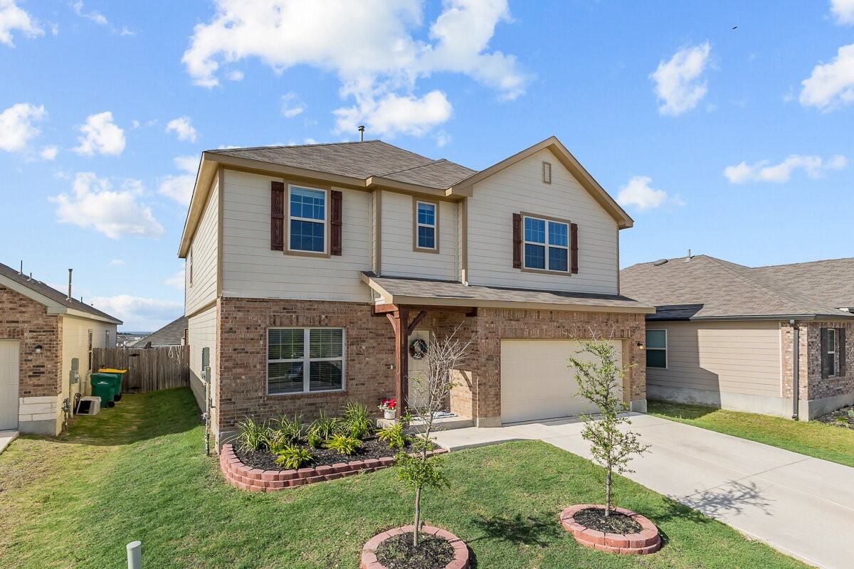 7015 Vista Loop - Photo 2 of 47