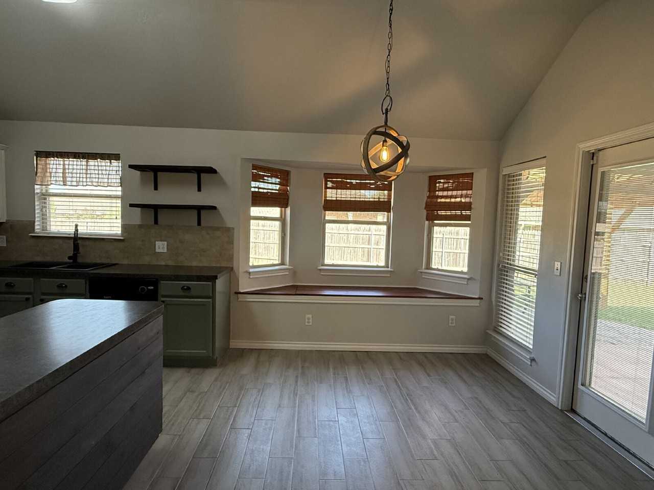 10037 Sw 25th St - Photo 5 of 22