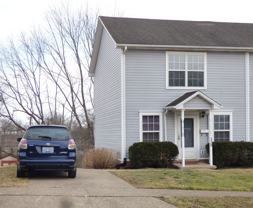 338 E Oak St - Photo 1 of 1