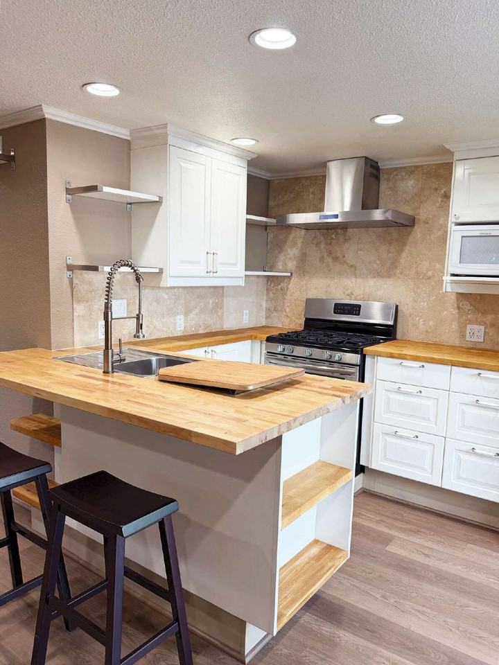 225 Orchard Ave - Photo 2 of 21