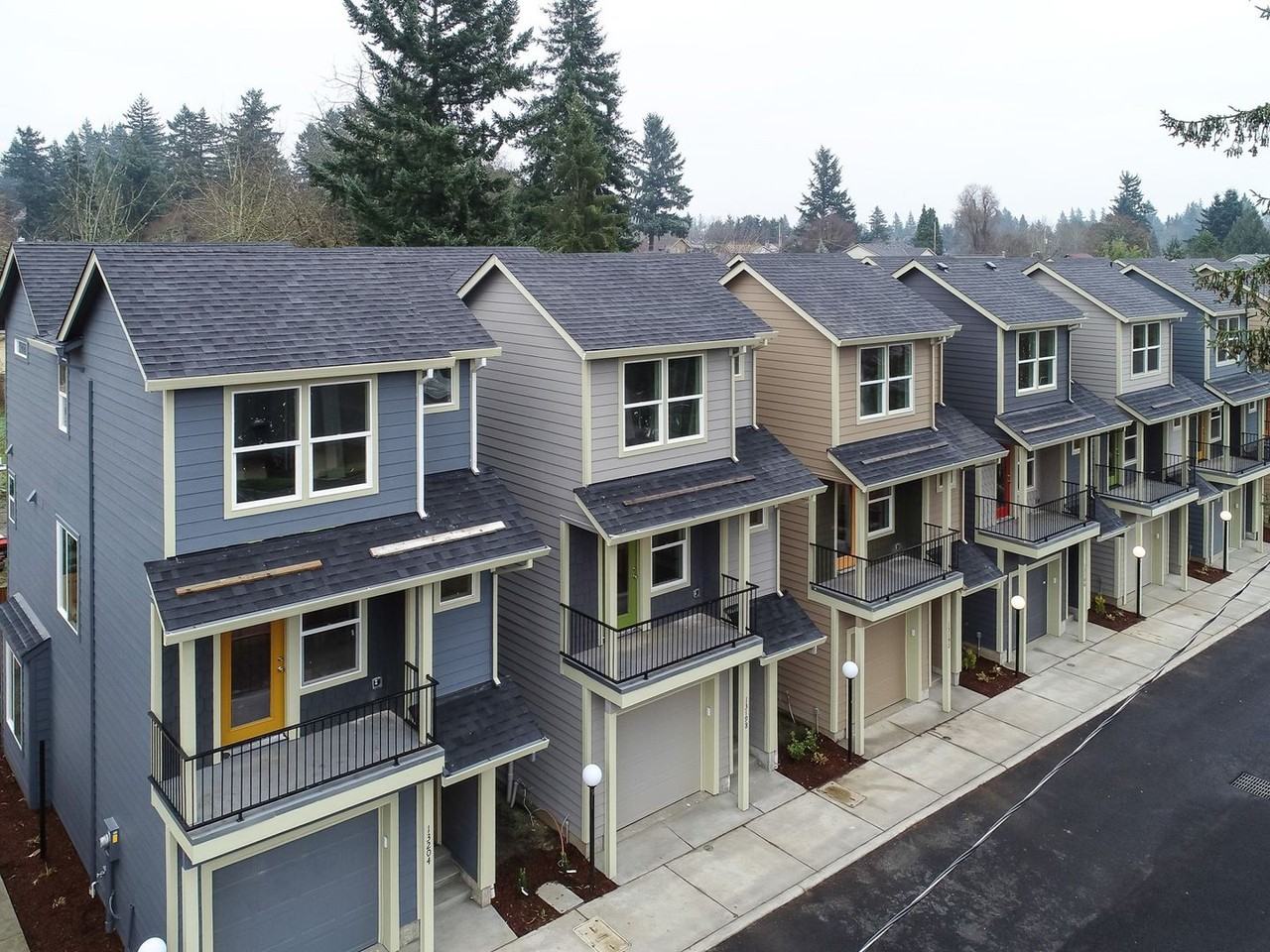 13214 Ne Glisan St - Photo 5 of 9