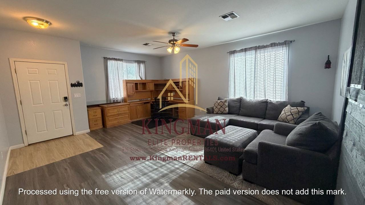 3860 Heather Ave - Photo 3 of 24