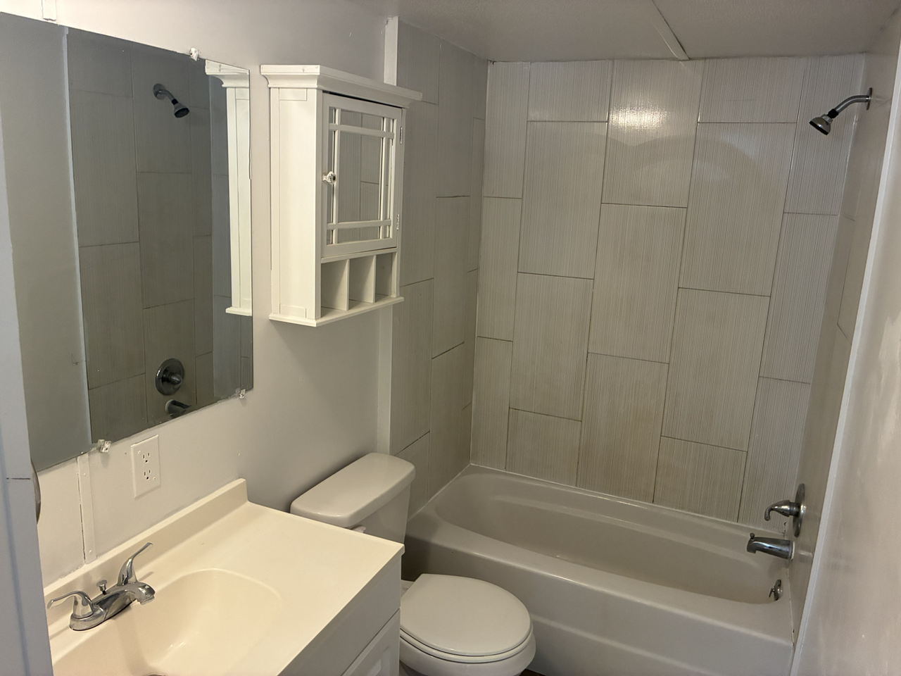 3304 J And J Manor Rd - Photo 5 of 16