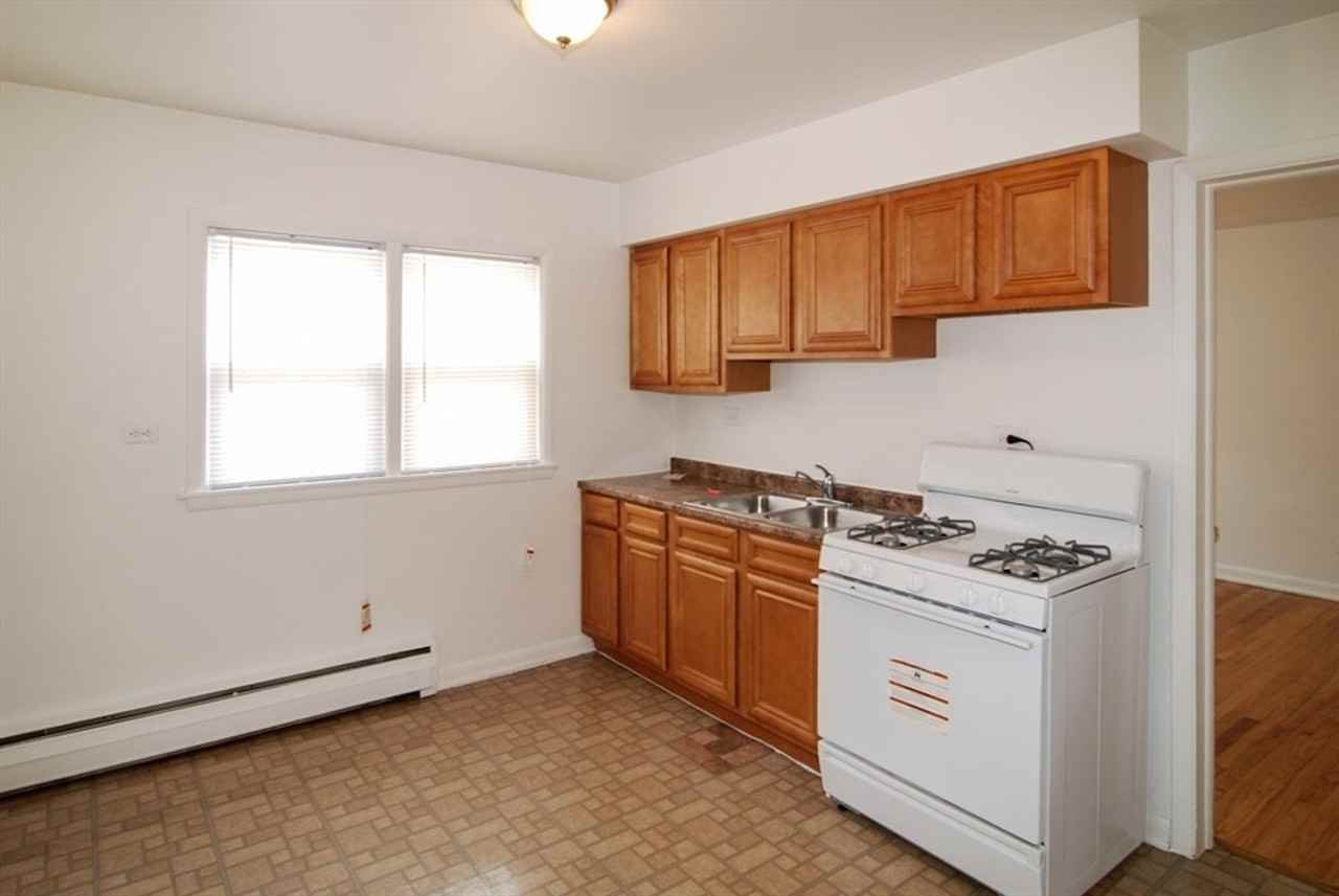 817 S 19th - Photo 7 of 11
