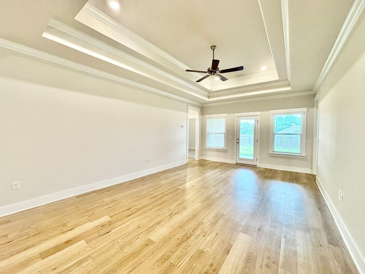 1234 Fenwick Ct - Photo 4 of 21