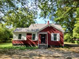 942 Frayser Cir - Photo 1 of 1