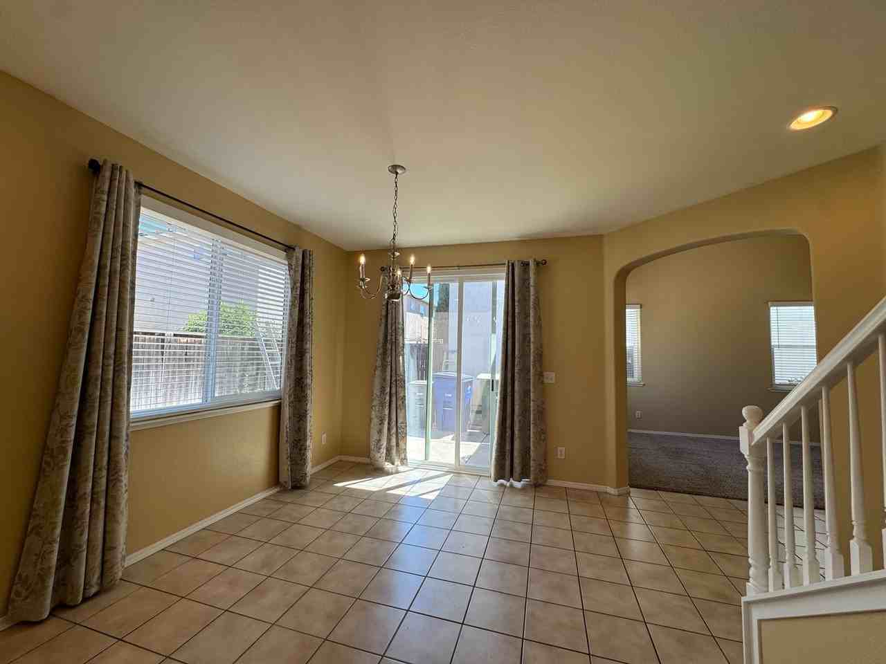 747 W Siena Ln - Photo 6 of 23