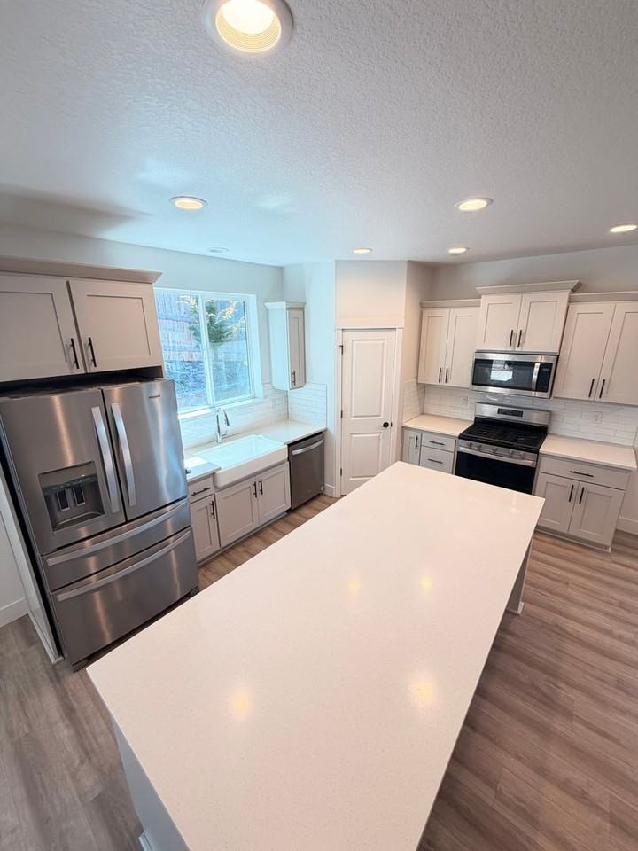 3481 Snowberry Rd - Photo 5 of 27