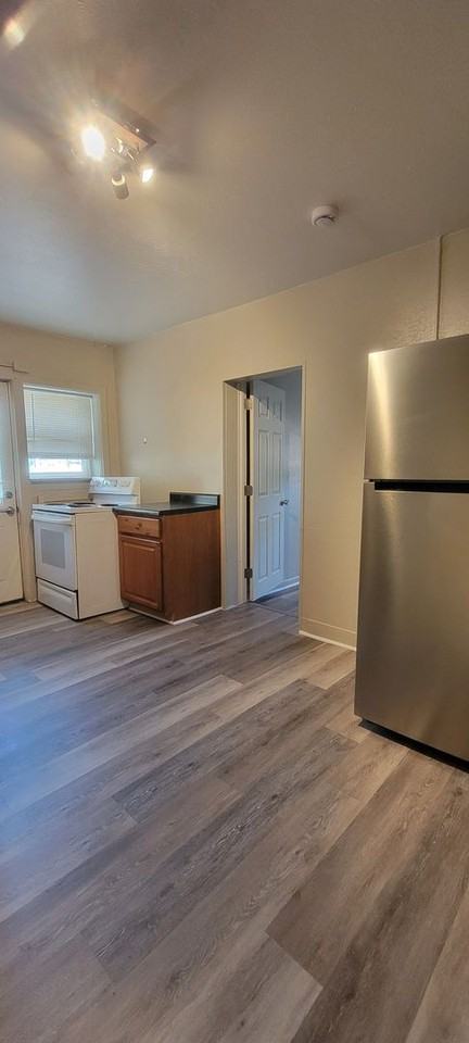 627 N 6th St - Photo 7 of 15