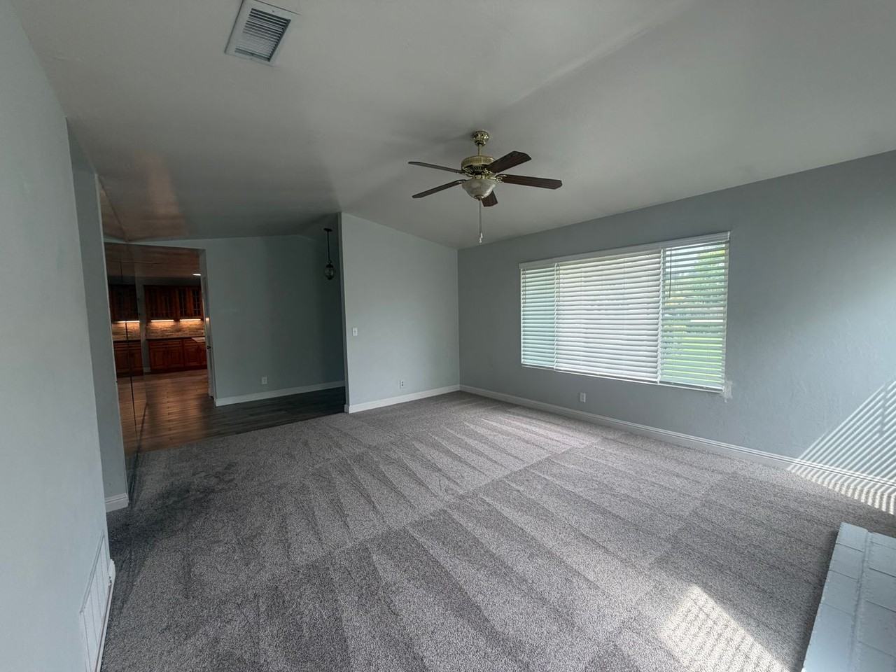 770 Catherine Ave - Photo 5 of 12