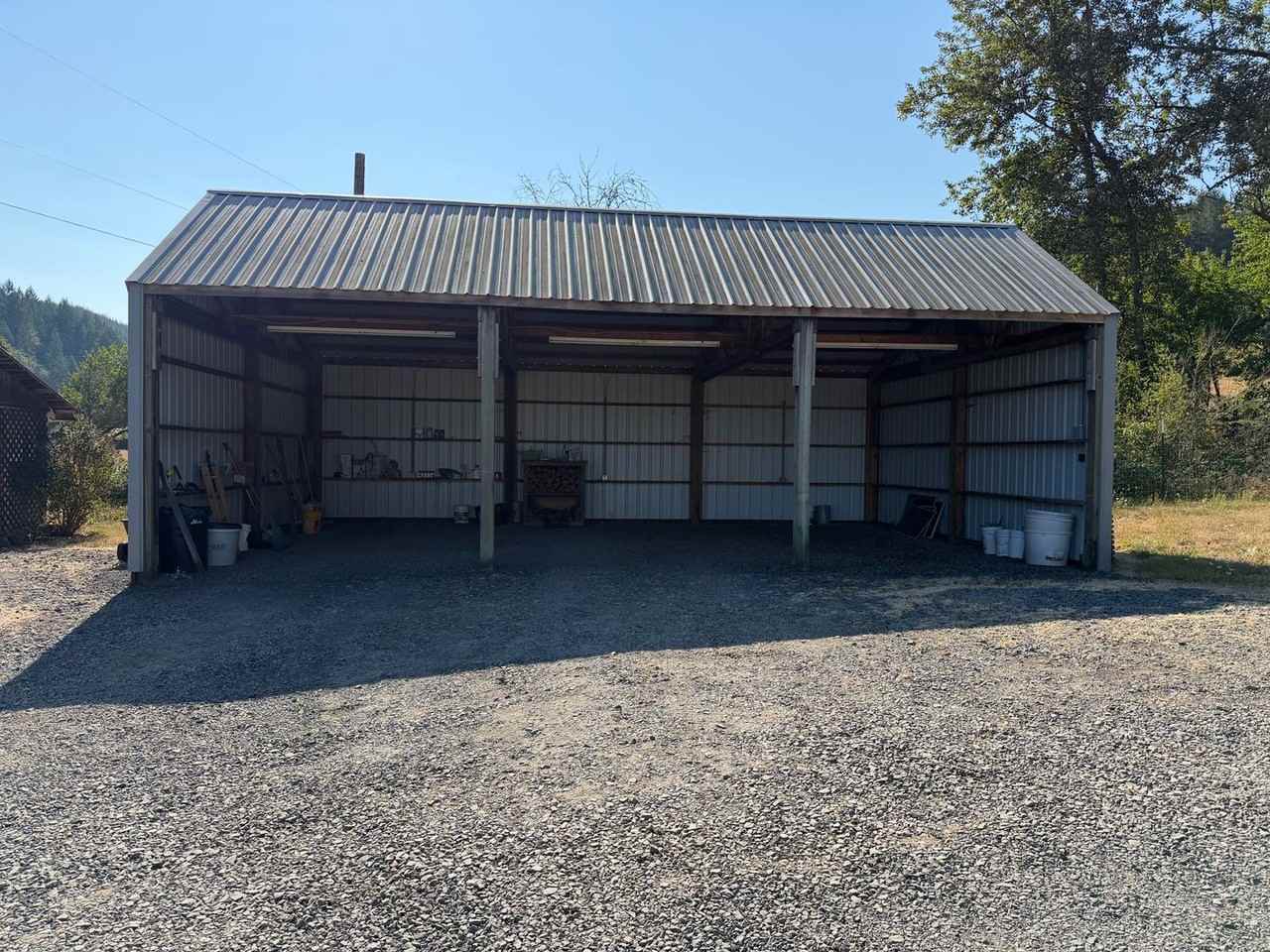 42116 Gilbert Ln - Photo 3 of 17
