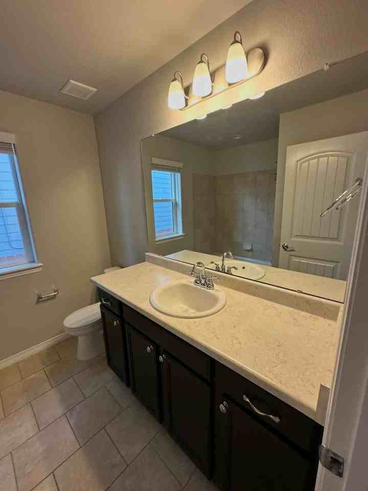 9833 Wando Dr - Photo 3 of 14