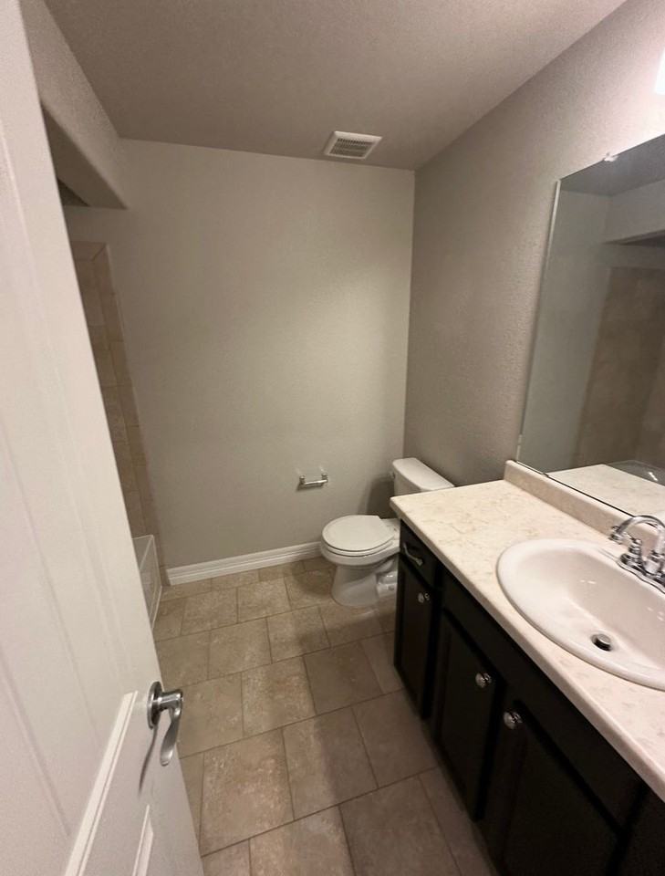 9833 Wando Dr - Photo 7 of 14