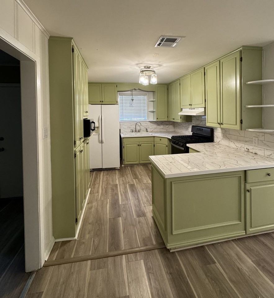5813 Starling Cir - Photo 4 of 8