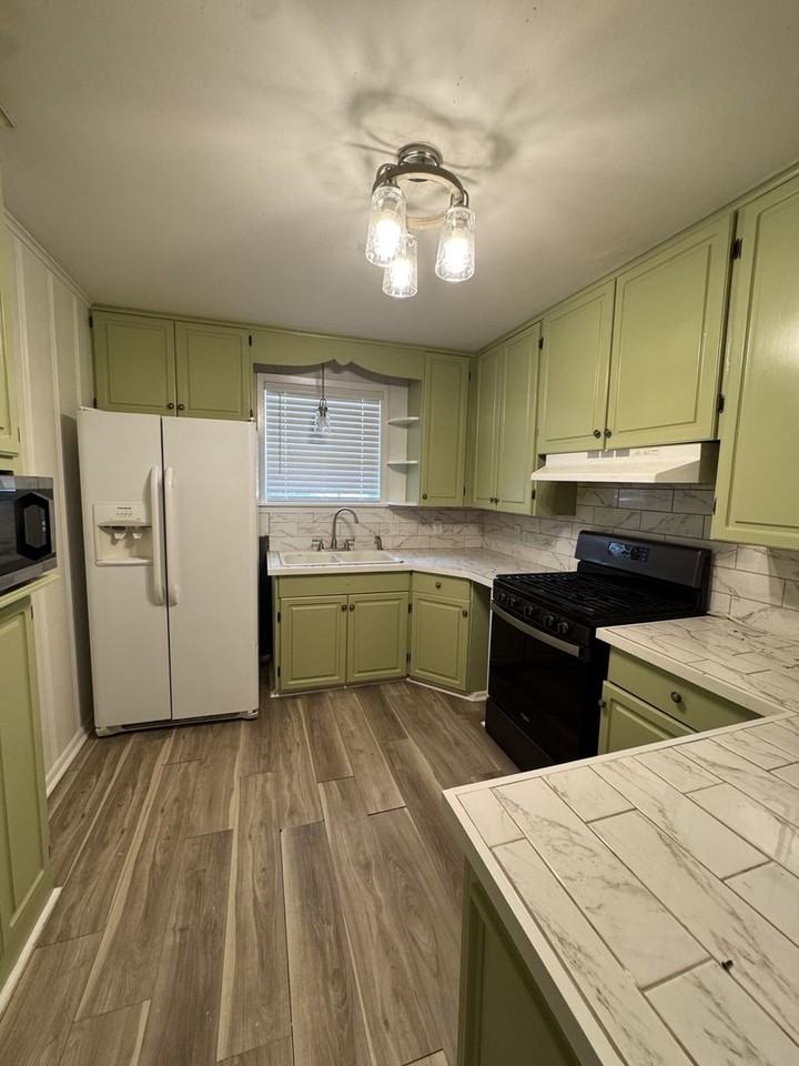 5813 Starling Cir - Photo 5 of 8