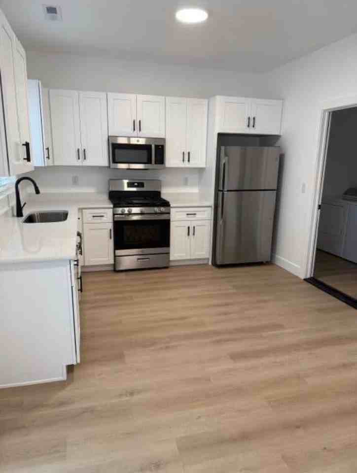 1681 W 2925 North Cir #4A - Photo 3 of 26