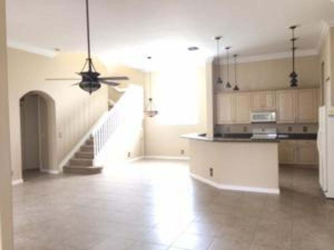 11181 Osprey Lake Ln - Photo 3 of 14