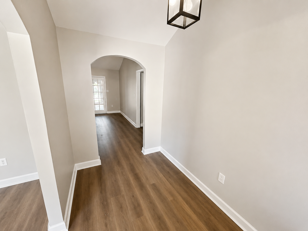 440 Linda Dr - Photo 2 of 31