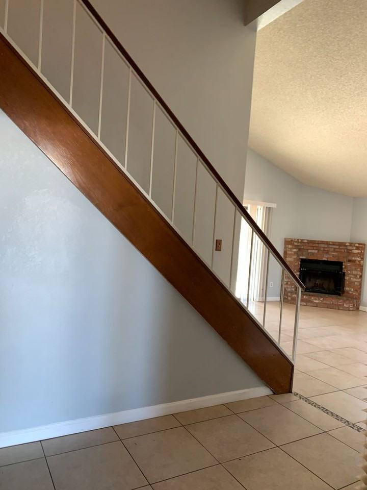4525 Trumbull Dr - Photo 4 of 20