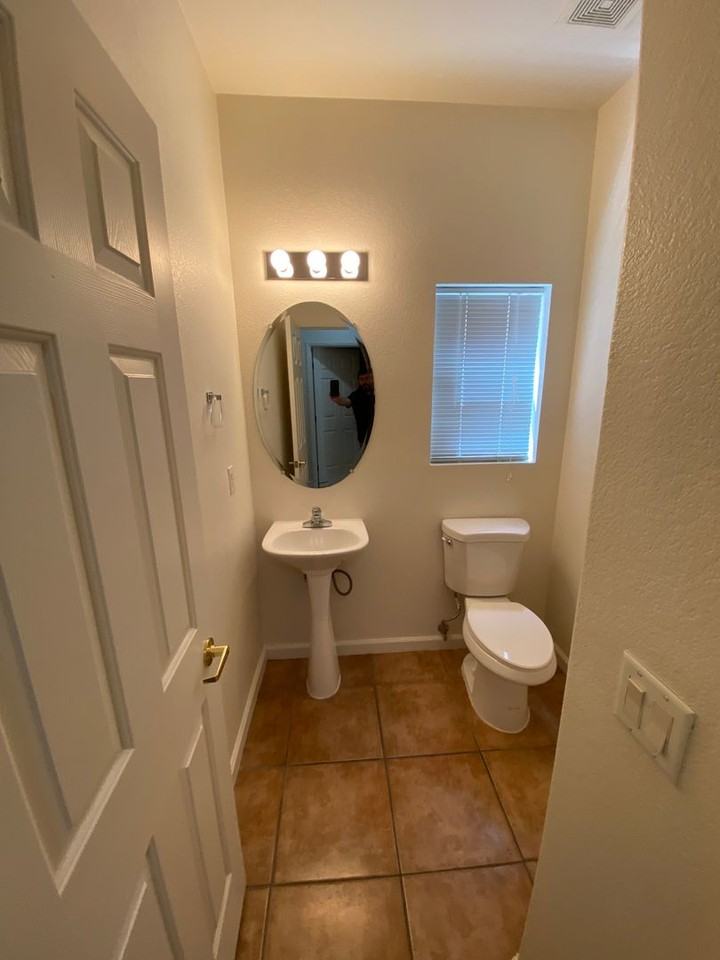 87 Stock Option St #3 - Photo 6 of 16