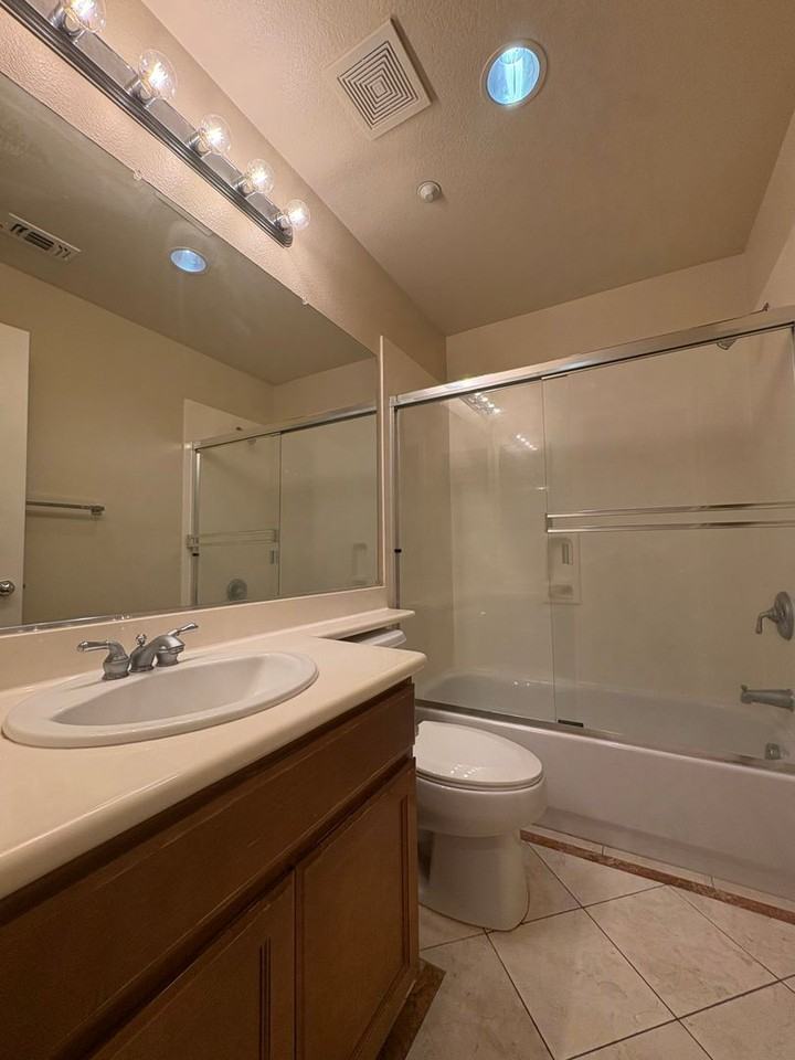 2855 Sandyhills Dr - Photo 4 of 20