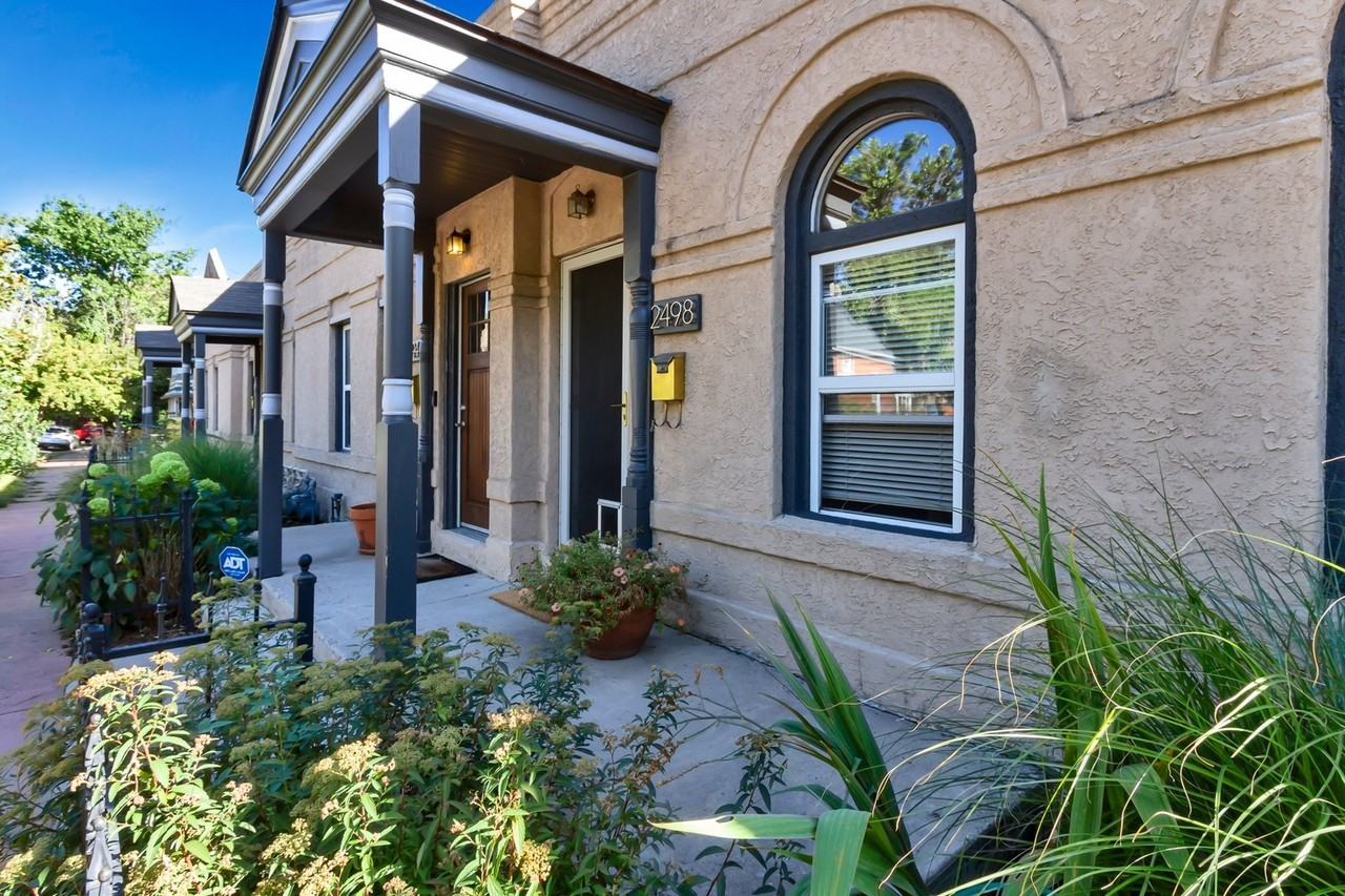 2498 W Argyle Pl - Photo 3 of 25