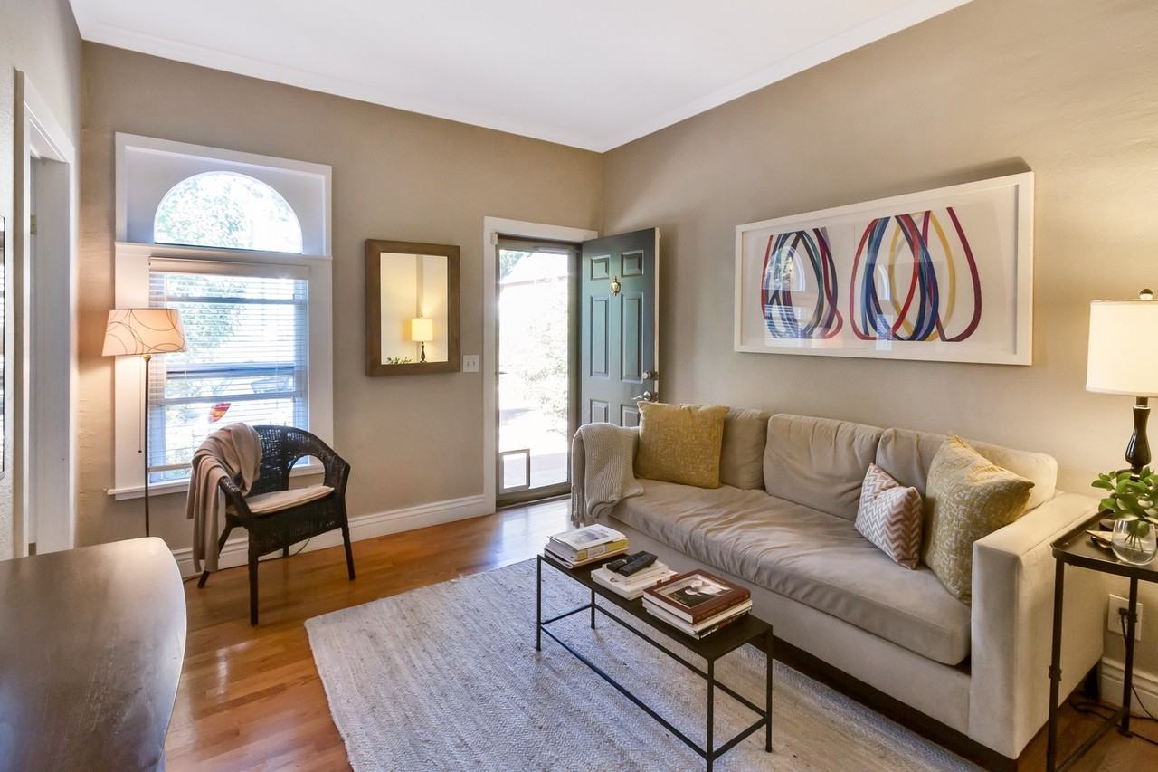 2498 W Argyle Pl - Photo 6 of 25