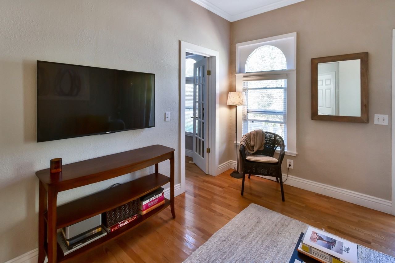 2498 W Argyle Pl - Photo 7 of 25
