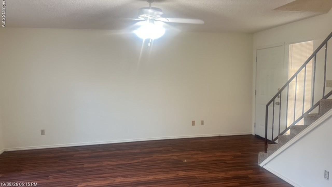 3803 Braden Ln - Photo 3 of 31