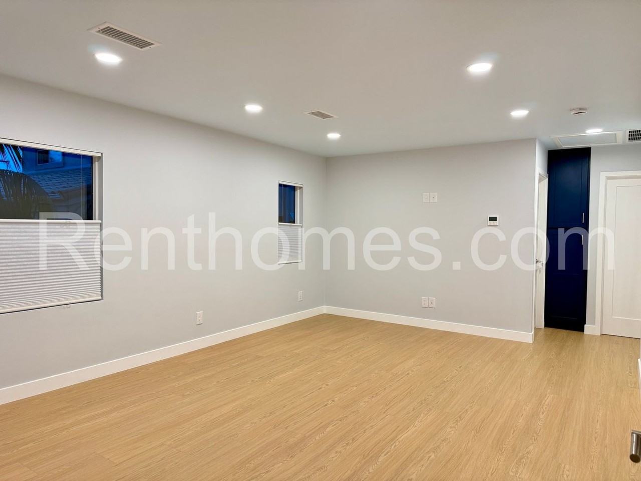 1831 Thomas Ave - Photo 2 of 28