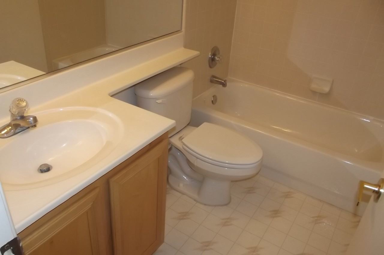1776 Franklin Chase Ter - Photo 7 of 8