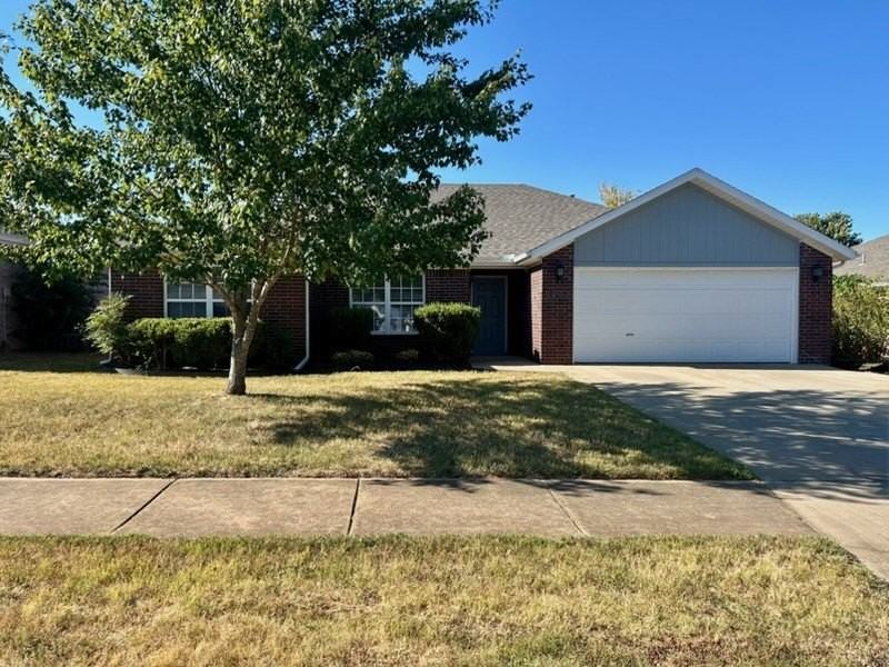 3407 Sw Carriageway Ave - Photo 2 of 29