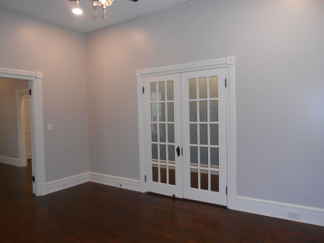 2119 E Broad St - Photo 6 of 29