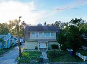 2/1 in Bradenton, so spacious and pet friendly! - Photo 1 of 1