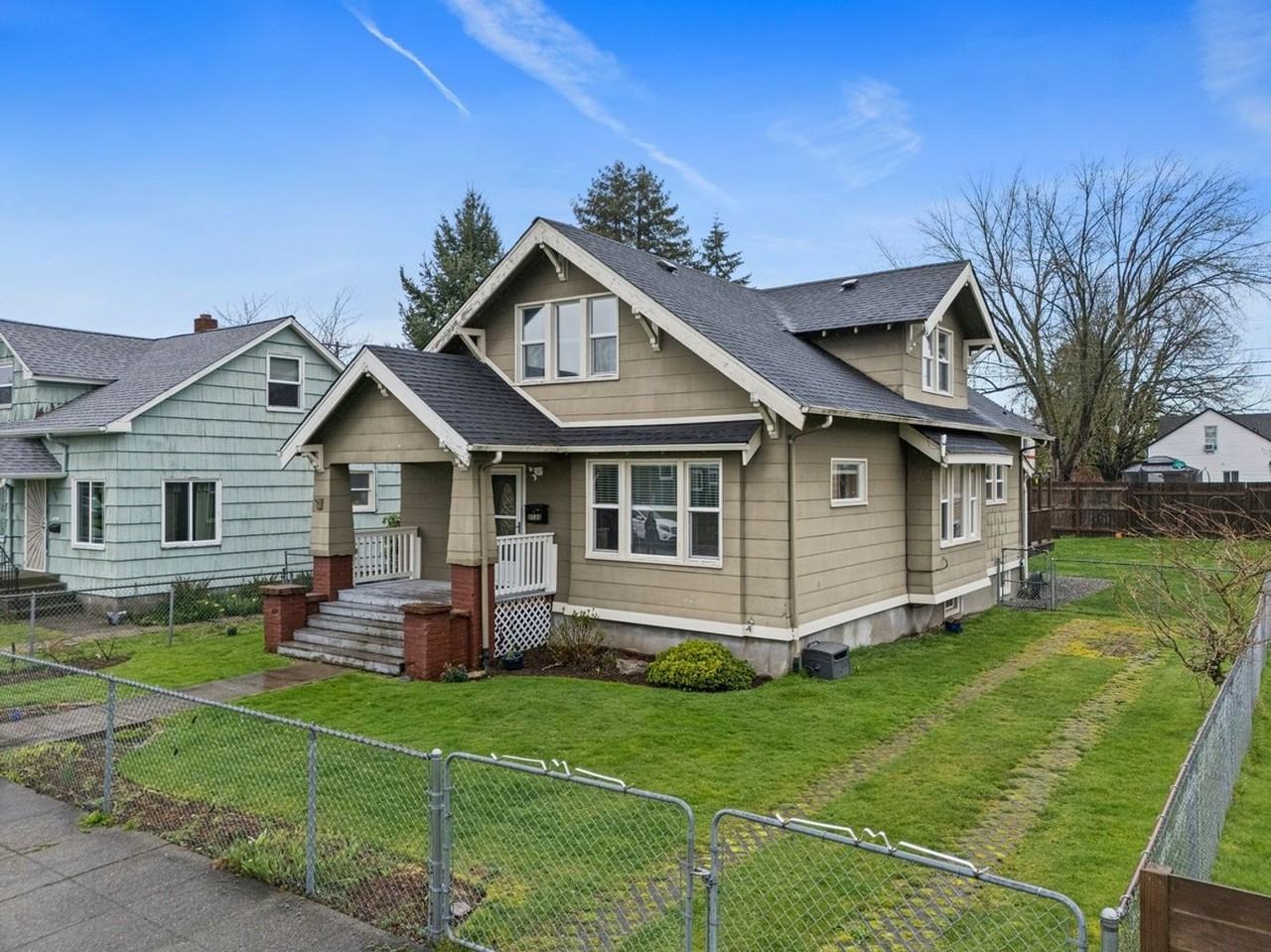 2533 S M St - Photo 2 of 39