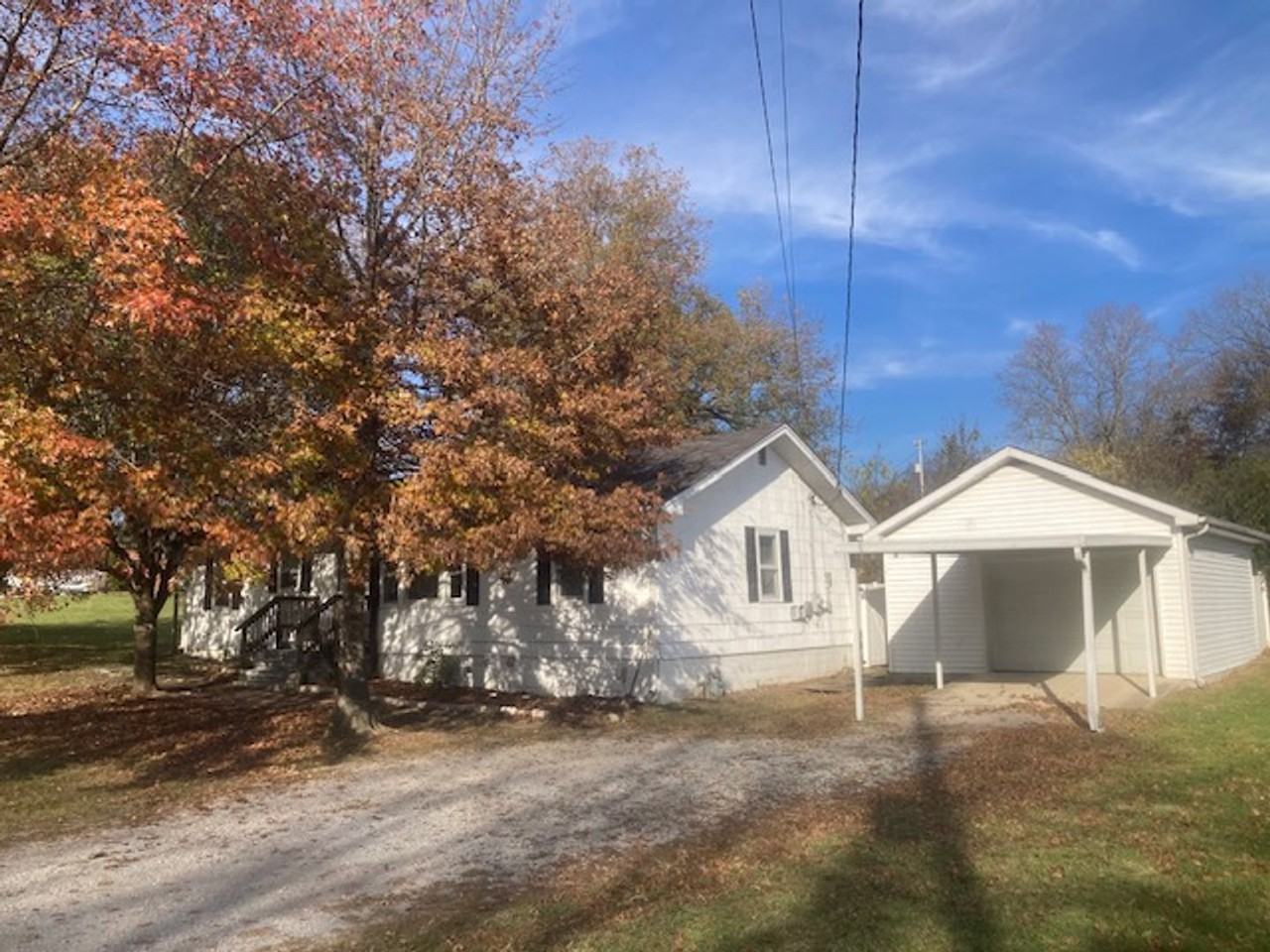 205 S Dillon St - Photo 2 of 16