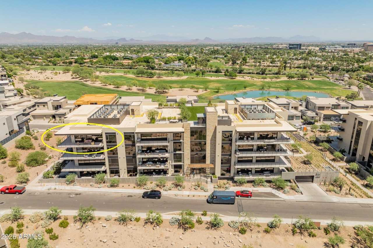 4849 N Camelback Ridge Dr #B405 - Photo 4 of 32