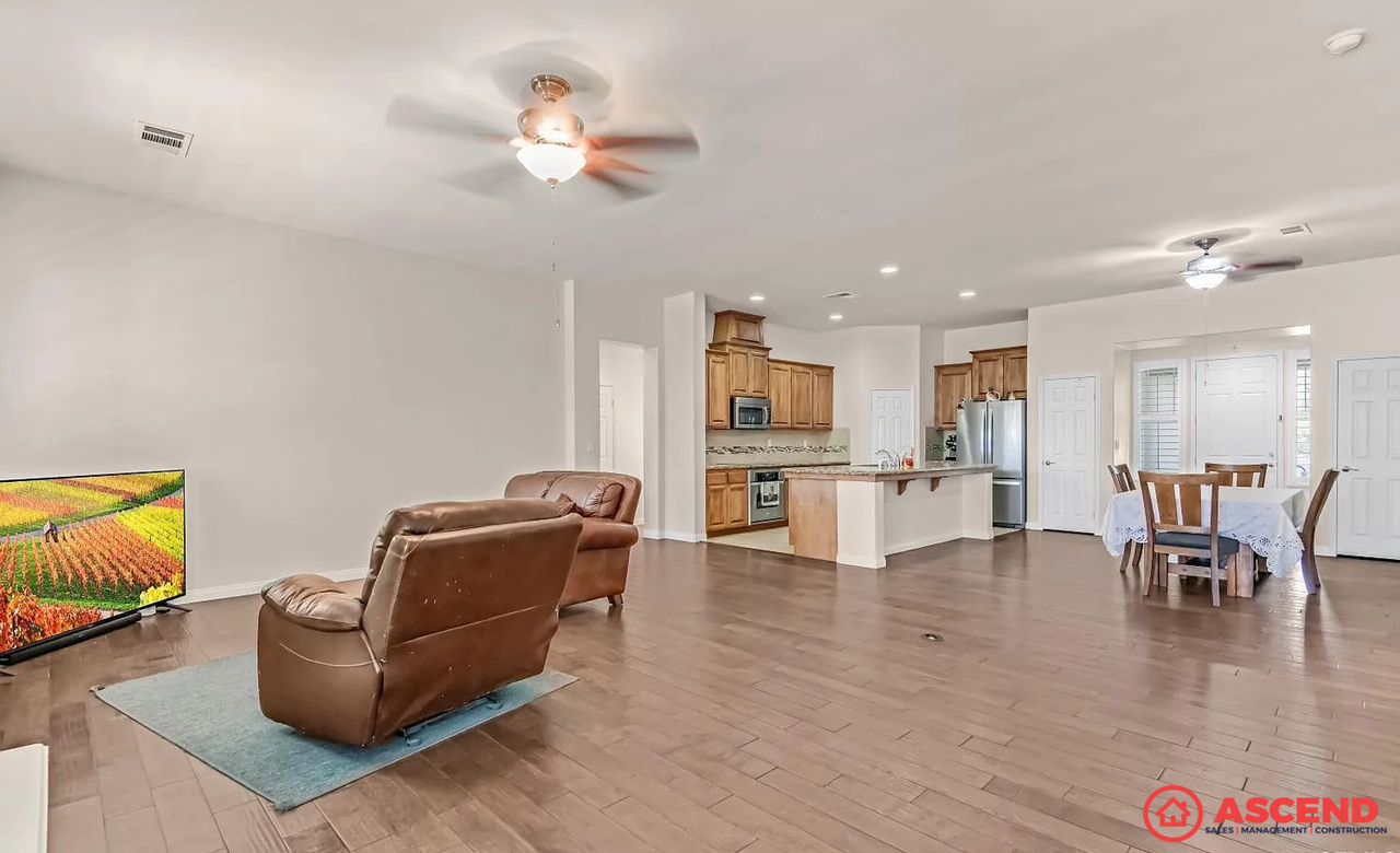 10115 Fenwick Island Dr - Photo 4 of 15