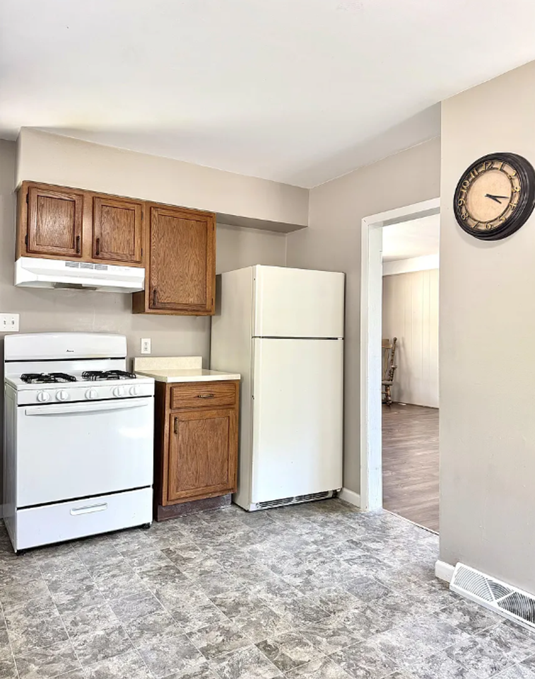 2106 Kleine St - Photo 2 of 7