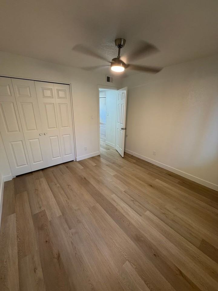 510 W University Dr #118 - Photo 7 of 9