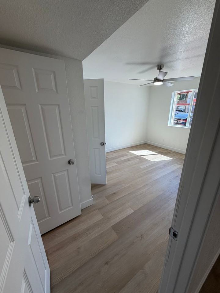 510 W University Dr #119 - Photo 7 of 9