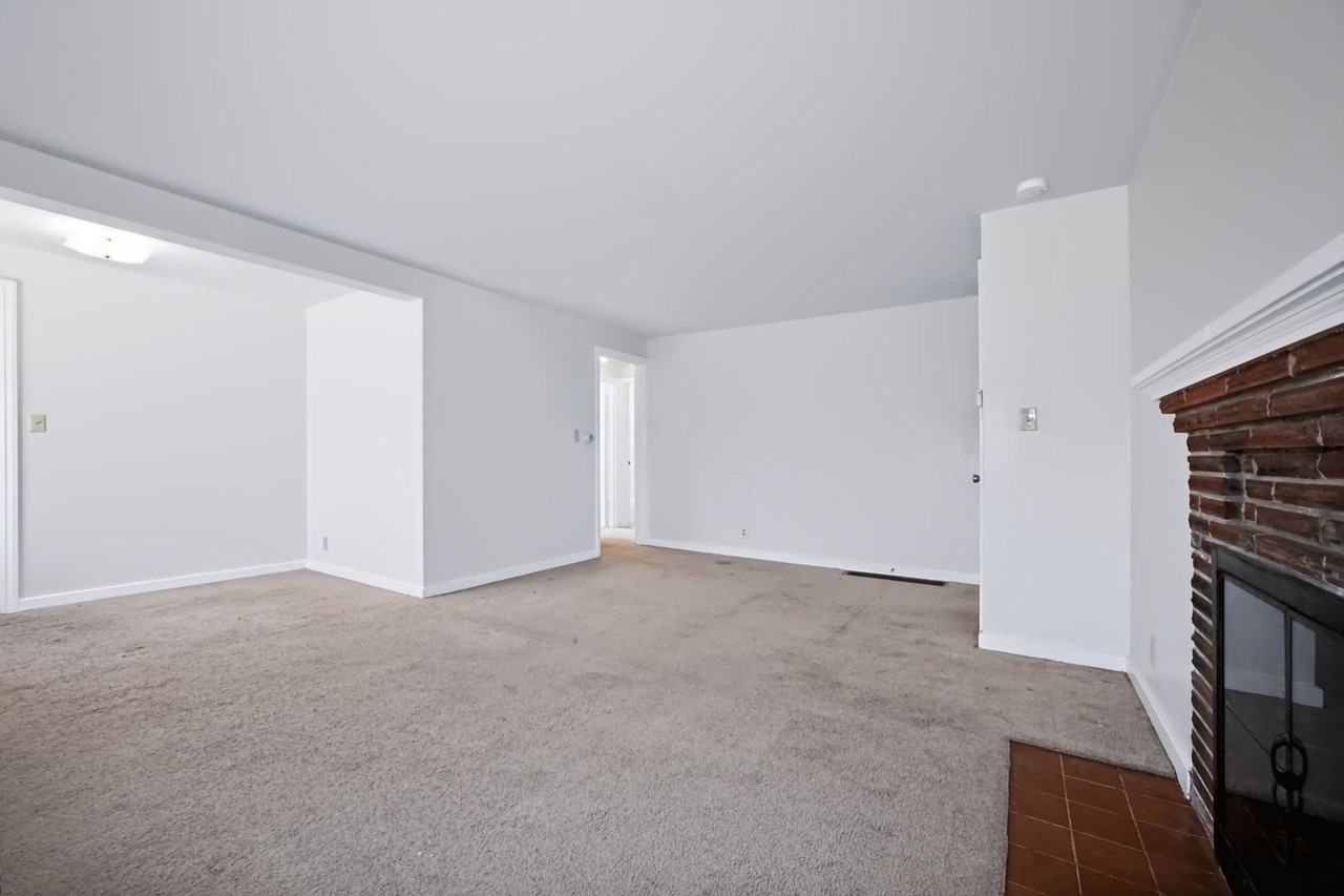 2015 S Edmunds St - Photo 3 of 15