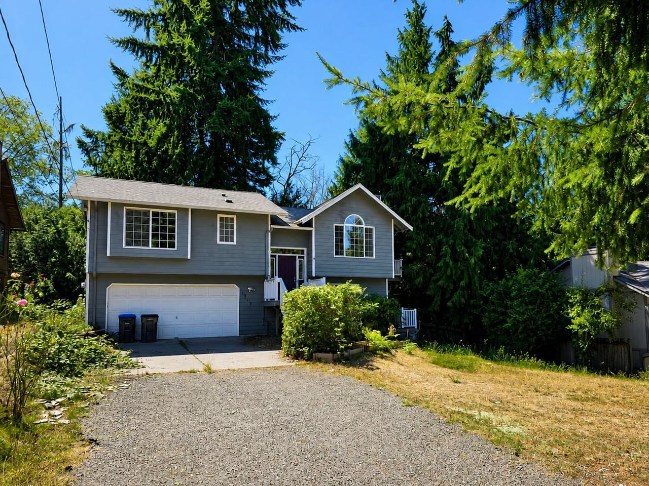 1817 Nw Mulholland Blvd - Photo 2 of 21