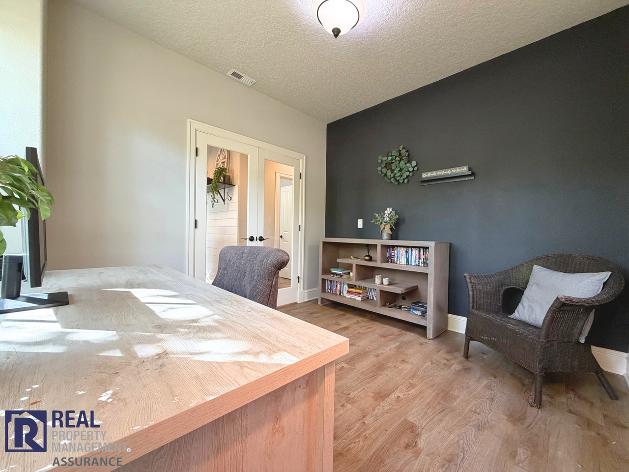 17423 Sw Montague Way - Photo 4 of 24