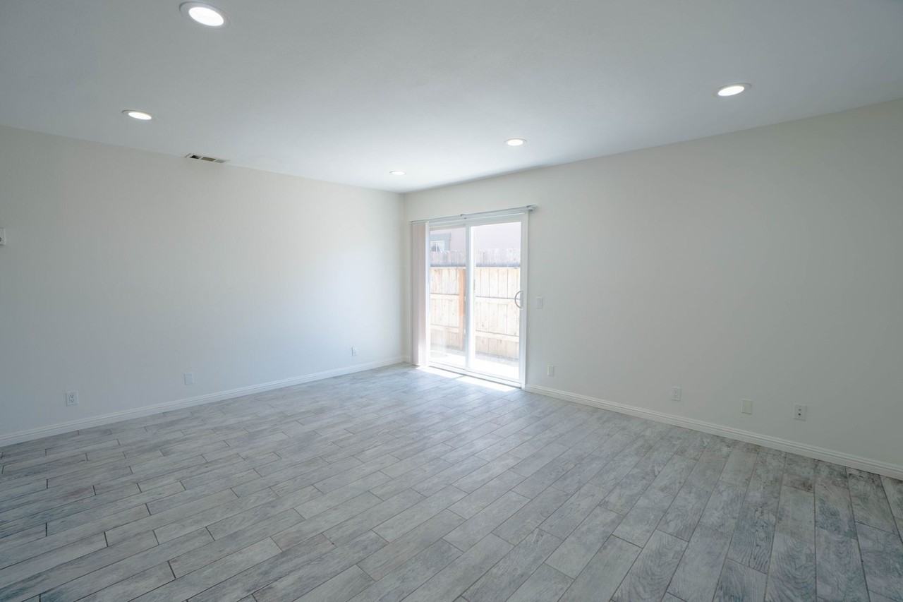 904 N N Pl - Photo 2 of 15