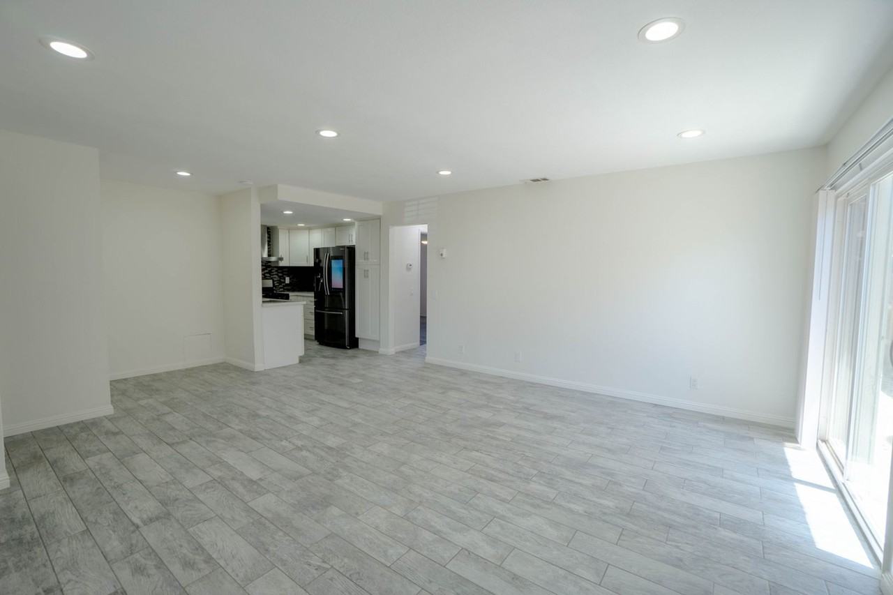 904 N N Pl - Photo 3 of 15