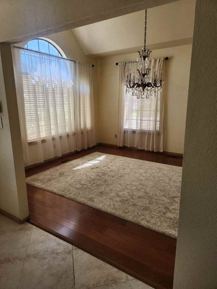 3714 W Woodside Ave - Photo 3 of 21